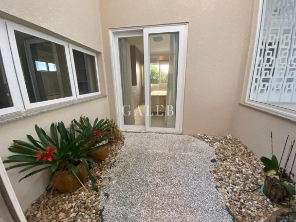 Imagem Casa com 3 Quartos à Venda, 341 m² em Condomínio Serra Da Estrela - Atibaia Imagem Casa com 3 Quartos à Venda, 341 m² em Condomínio Serra Da Estrela - Atibaia