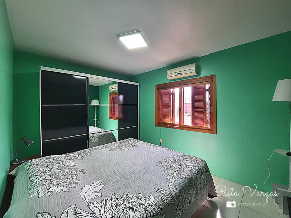 Imagem Imóvel com 3 Quartos à Venda, 255 m² em São Lucas - Viamão Imagem Imóvel com 3 Quartos à Venda, 255 m² em São Lucas - Viamão