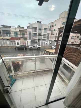 Imagem Sobrado com 2 Quartos à Venda, 100 m² em Santa Regina - Camboriú Imagem Sobrado com 2 Quartos à Venda, 100 m² em Santa Regina - Camboriú