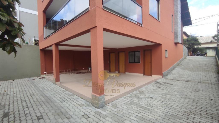 Imagem Casa com 3 Quartos à Venda, 300 m² em Vargem Grande - Teresópolis Imagem Casa com 3 Quartos à Venda, 300 m² em Vargem Grande - Teresópolis