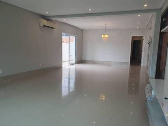 Imagem Casa com 3 Quartos para Alugar, 220 m² em Campestre - Santo André Imagem Casa com 3 Quartos para Alugar, 220 m² em Campestre - Santo André