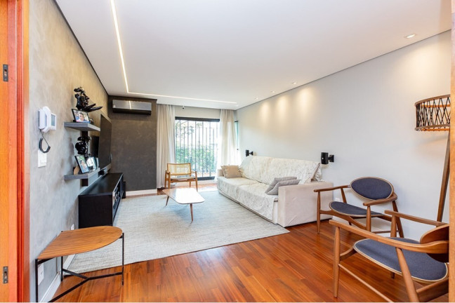 Imagem Casa com 4 Quartos à Venda, 186 m² em Vila Madalena - São Paulo Imagem Casa com 4 Quartos à Venda, 186 m² em Vila Madalena - São Paulo