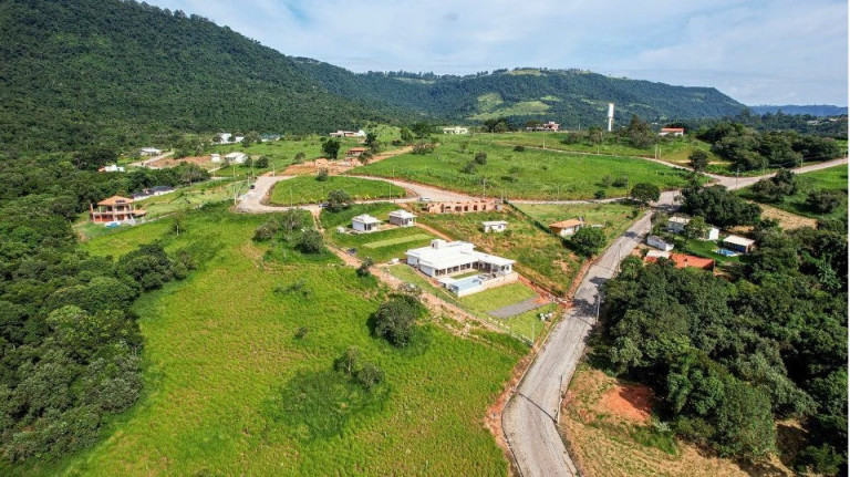 Imagem Terreno à Venda, 1.911 m² em Sete Nascentes - Bofete Imagem Terreno à Venda, 1.911 m² em Sete Nascentes - Bofete