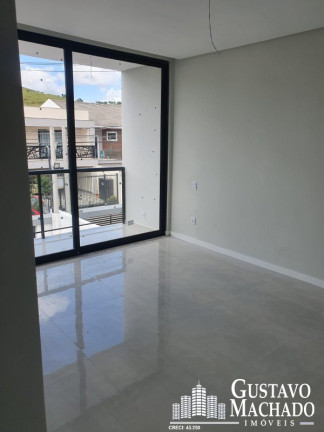 Imagem Casa com 3 Quartos à Venda, 174 m² em Jardim Provence - Volta Redonda Imagem Casa com 3 Quartos à Venda, 174 m² em Jardim Provence - Volta Redonda