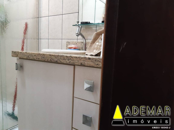 Imagem Casa com 3 Quartos à Venda, 250 m² em Piraporinha - Diadema