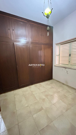 Imagem Casa com 3 Quartos à Venda, 360 m² Imagem Casa com 3 Quartos à Venda, 360 m²