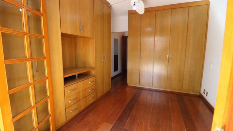 Imagem Imóvel com 4 Quartos à Venda, em Vila Romana - São Paulo Imagem Imóvel com 4 Quartos à Venda, em Vila Romana - São Paulo