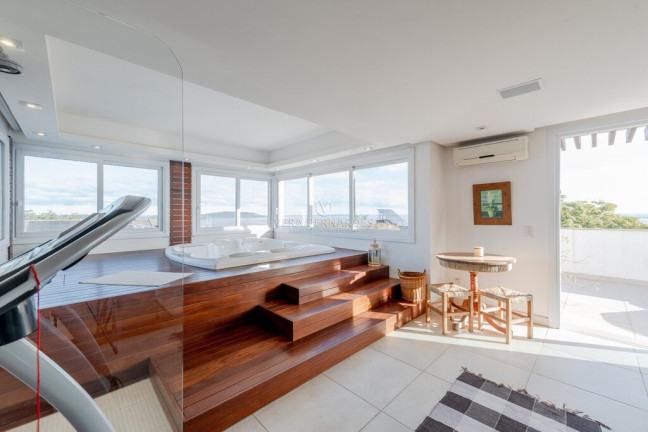 Imagem Casa com 4 Quartos à Venda, 746 m² em Jardim Isabel - Porto Alegre Imagem Casa com 4 Quartos à Venda, 746 m² em Jardim Isabel - Porto Alegre