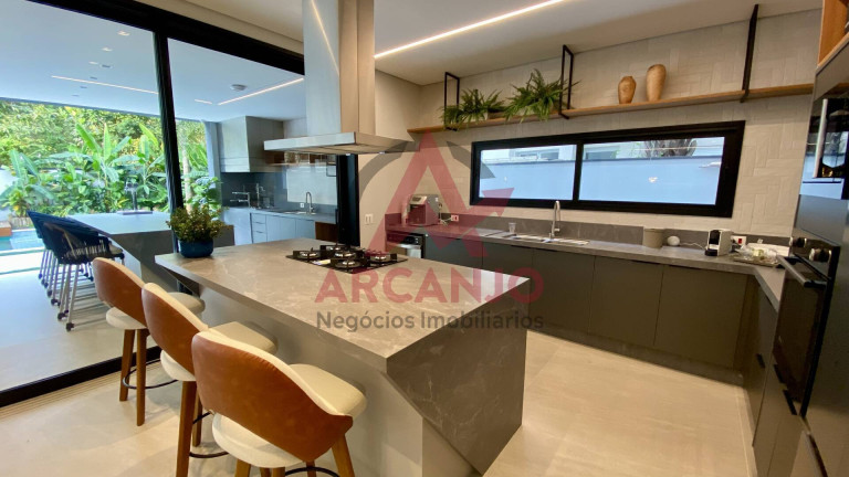 Imagem Casa com 6 Quartos à Venda, 713 m² em Riviera - Bertioga Imagem Casa com 6 Quartos à Venda, 713 m² em Riviera - Bertioga