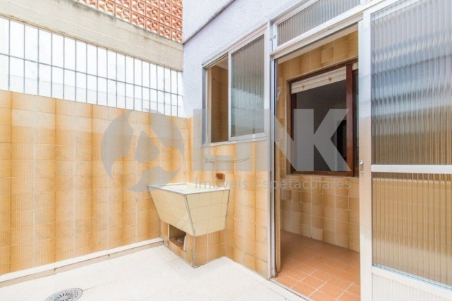 Imagem Apartamento com 2 Quartos à Venda, 350 m² em Auxiliadora - Porto Alegre Imagem Apartamento com 2 Quartos à Venda, 350 m² em Auxiliadora - Porto Alegre