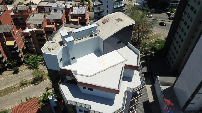 Imagem Cobertura com 4 Quartos à Venda, 298 m² em Praia Grande - Torres