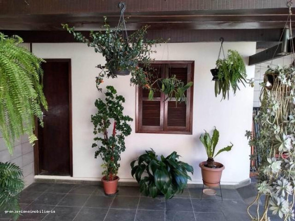 Imagem Casa à Venda, em Centro - Ibiúna Imagem Casa à Venda, em Centro - Ibiúna