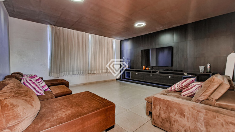 Imagem Sobrado com 5 Quartos à Venda, 1.080 m² em Plano Diretor Sul - Palmas Imagem Sobrado com 5 Quartos à Venda, 1.080 m² em Plano Diretor Sul - Palmas