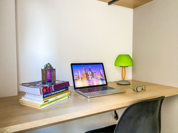 Imagem Imóvel com 2 Quartos à Venda, 61 m² em Menino Deus - Porto Alegre Imagem Imóvel com 2 Quartos à Venda, 61 m² em Menino Deus - Porto Alegre