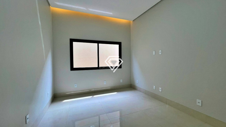 Imagem Casa com 4 Quartos à Venda, 260 m² em Plano Diretor Sul - Palmas Imagem Casa com 4 Quartos à Venda, 260 m² em Plano Diretor Sul - Palmas