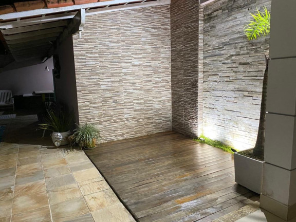 Imagem Casa com 5 Quartos à Venda, 272 m² em Meaípe - Guarapari Imagem Casa com 5 Quartos à Venda, 272 m² em Meaípe - Guarapari