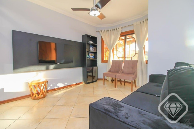 Imagem Casa com 3 Quartos à Venda, 155 m² em Hípica - Porto Alegre Imagem Casa com 3 Quartos à Venda, 155 m² em Hípica - Porto Alegre