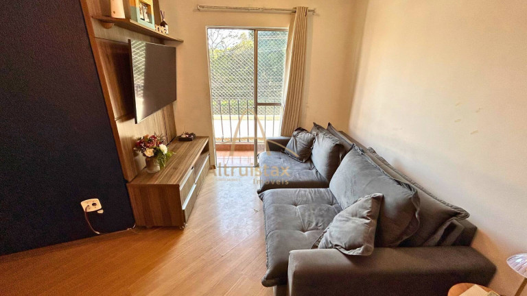 Imagem Apartamento com 2 Quartos à Venda, 59 m² em Umuarama - Osasco