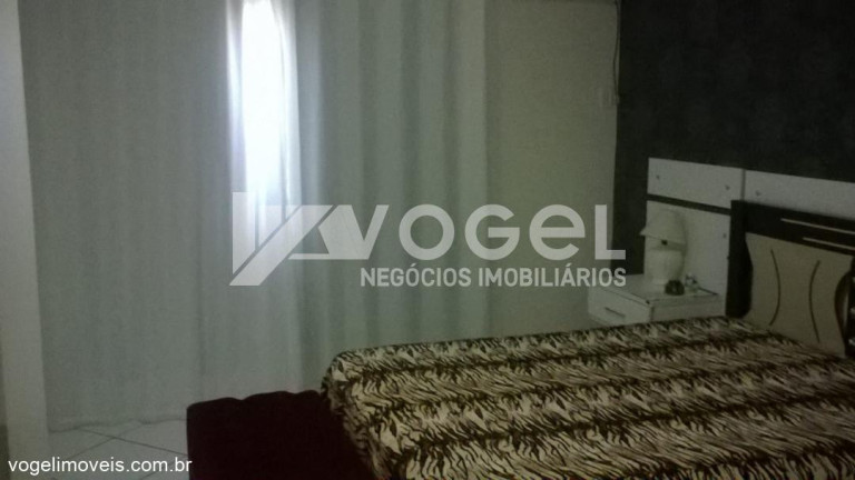 Imagem Casa com 3 Quartos à Venda, 330 m² em Scharlau - Sao Leopoldo Imagem Casa com 3 Quartos à Venda, 330 m² em Scharlau - Sao Leopoldo
