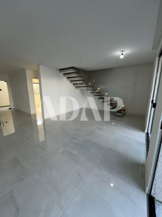Imagem Casa com 4 Quartos à Venda, 247 m² em Vargem Pequena - Rio De Janeiro