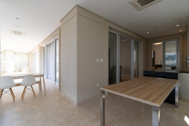Imagem Apartamento com 4 Quartos à Venda, 405 m² em Moema - São Paulo Imagem Apartamento com 4 Quartos à Venda, 405 m² em Moema - São Paulo