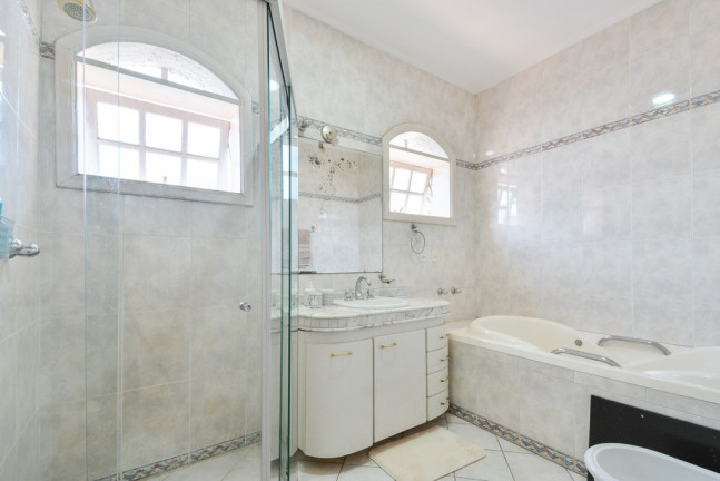 Imagem Casa com 4 Quartos à Venda, 450 m² em Caxingui - São Paulo Imagem Casa com 4 Quartos à Venda, 450 m² em Caxingui - São Paulo