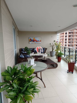 Imagem Apartamento com 4 Quartos à Venda, 240 m² em Adrianópolis - Manaus