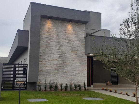 Imagem Casa com 3 Quartos à Venda, 219 m² em Portal Do Sol Green - Goiania Imagem Casa com 3 Quartos à Venda, 219 m² em Portal Do Sol Green - Goiania