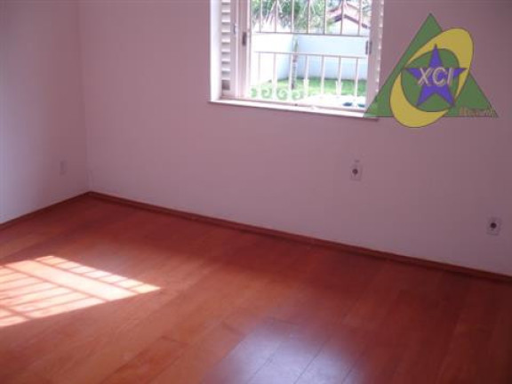 Imagem Casa com 4 Quartos à Venda, 465 m² em Imperial Parque (sousas) - Campinas Imagem Casa com 4 Quartos à Venda, 465 m² em Imperial Parque (sousas) - Campinas