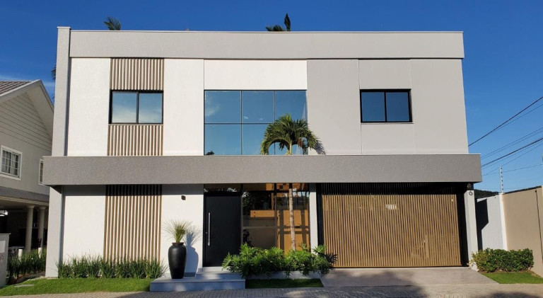 Imagem Casa com 4 Quartos à Venda, 250 m² em Barra - Balneário Camboriú