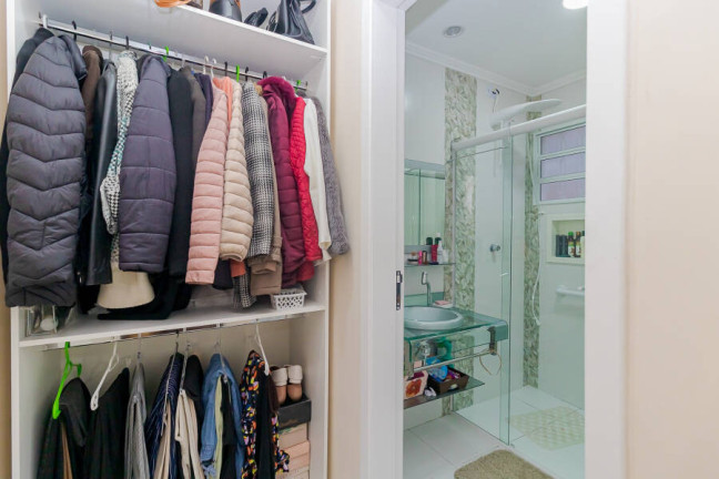 Imagem Casa com 3 Quartos à Venda, 140 m² em Guaíra - Curitiba Imagem Casa com 3 Quartos à Venda, 140 m² em Guaíra - Curitiba