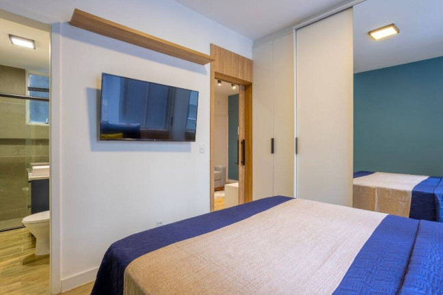 Imagem Apartamento com 1 Quarto à Venda, 30 m² em Centro - Florianópolis Imagem Apartamento com 1 Quarto à Venda, 30 m² em Centro - Florianópolis