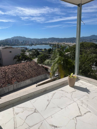 Imagem Casa com 4 Quartos à Venda, 360 m² em Estreito - Florianópolis Imagem Casa com 4 Quartos à Venda, 360 m² em Estreito - Florianópolis