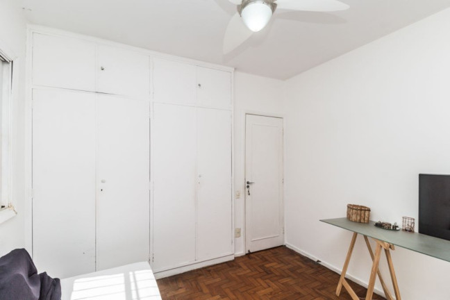 Imagem Casa com 4 Quartos à Venda, 220 m² em Campo Belo - São Paulo