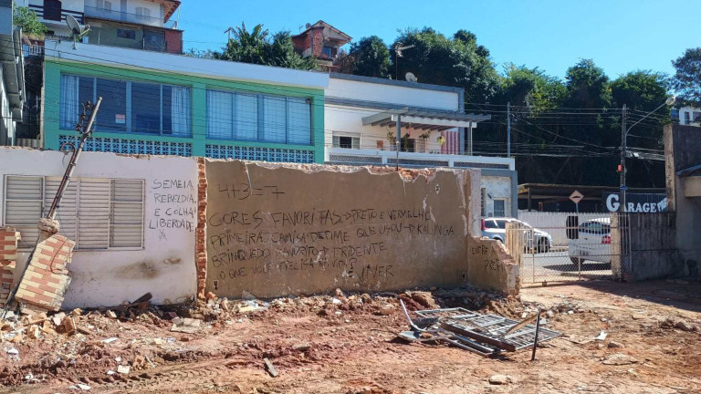 Imagem Terreno à Venda, 600 m² em Centro - Piedade Imagem Terreno à Venda, 600 m² em Centro - Piedade