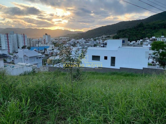 Imagem Terreno à Venda, 450 m² em Pedra Branca - Palhoça Imagem Terreno à Venda, 450 m² em Pedra Branca - Palhoça