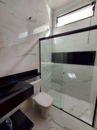 Imagem Casa com 3 Quartos à Venda, 130 m² Imagem Casa com 3 Quartos à Venda, 130 m²