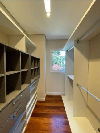 Imagem Casa com 3 Quartos à Venda, 284 m² em Agronômica - Florianópolis Imagem Casa com 3 Quartos à Venda, 284 m² em Agronômica - Florianópolis