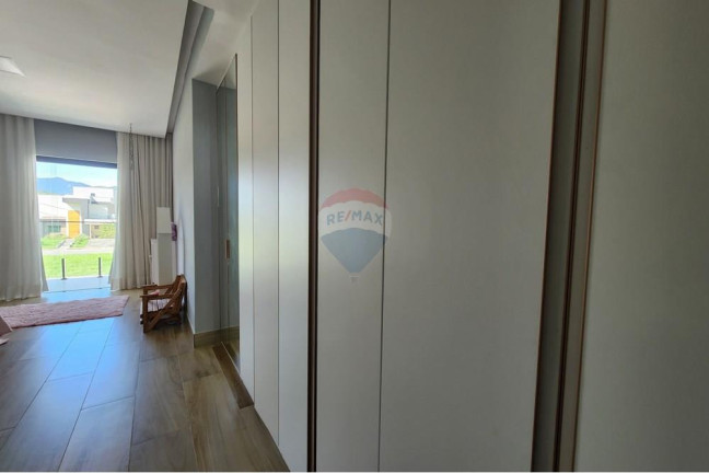 Imagem Casa de Condomínio com 4 Quartos à Venda, 226 m² em Inoa - Maricá
