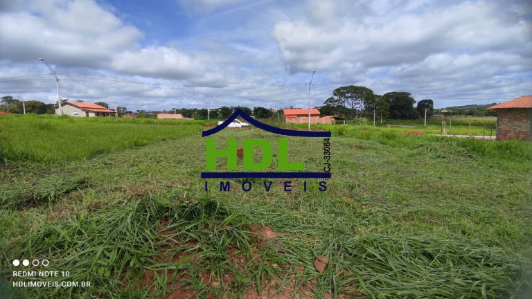 Imagem Terreno à Venda, 300 m² em Benjamim - Hidrolândia