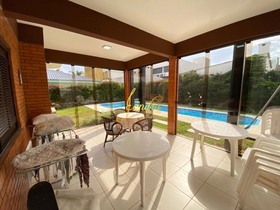 Imagem Casa com 5 Quartos à Venda, 300 m² em Centro - Xangri-la Imagem Casa com 5 Quartos à Venda, 300 m² em Centro - Xangri-la