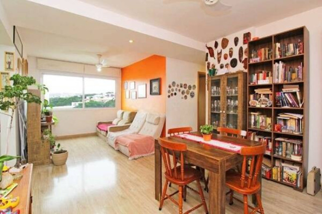 Imagem Apartamento com 3 Quartos à Venda, 81 m² em Porto Alegre Imagem Apartamento com 3 Quartos à Venda, 81 m² em Porto Alegre