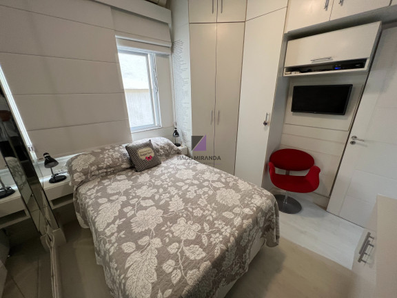 Imagem Imóvel com 2 Quartos à Venda, 64 m² em Tijuca - Rio De Janeiro Imagem Imóvel com 2 Quartos à Venda, 64 m² em Tijuca - Rio De Janeiro