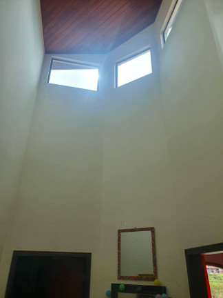 Imagem Casa com 4 Quartos à Venda, 310 m² em Taubaté Imagem Casa com 4 Quartos à Venda, 310 m² em Taubaté