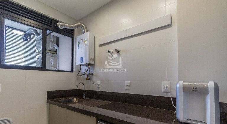 Imagem Apartamento com 4 Quartos à Venda, 133 m² em Centro - Balneário Camboriú