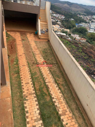 Imagem Casa com 3 Quartos à Venda, em Viçosa Imagem Casa com 3 Quartos à Venda, em Viçosa