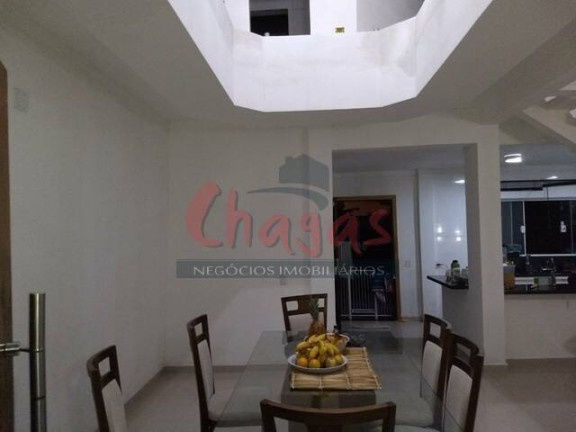 Imagem Sobrado com 5 Quartos à Venda, 200 m² em Martim De Sá - Caraguatatuba Imagem Sobrado com 5 Quartos à Venda, 200 m² em Martim De Sá - Caraguatatuba