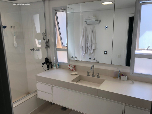 Imagem Apartamento com 3 Quartos à Venda, em Itaim Bibi - São Paulo Imagem Apartamento com 3 Quartos à Venda, em Itaim Bibi - São Paulo