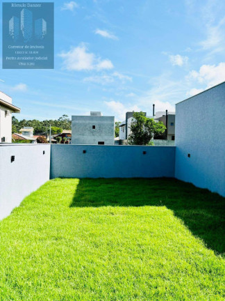 Imagem Casa com 3 Quartos à Venda, 184 m² em Florianópolis Imagem Casa com 3 Quartos à Venda, 184 m² em Florianópolis