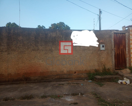Terreno à Venda, 250 m² em Vila Ipiranga - Montes Claros